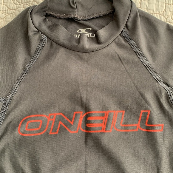O'Neill Kid’s Gray Rashguard Size 10 - Picture 8 of 8